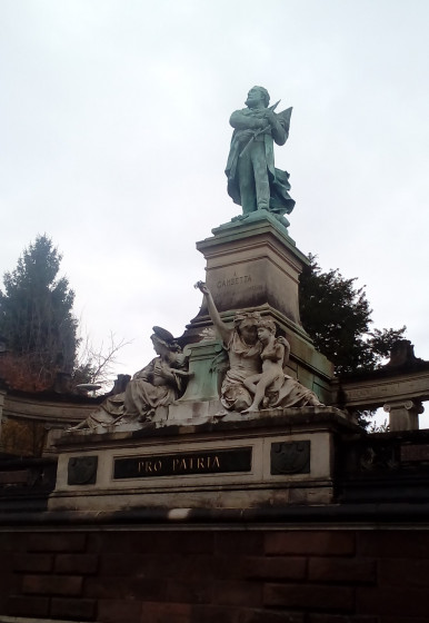 Monument à Gambetta Monument à Gambetta