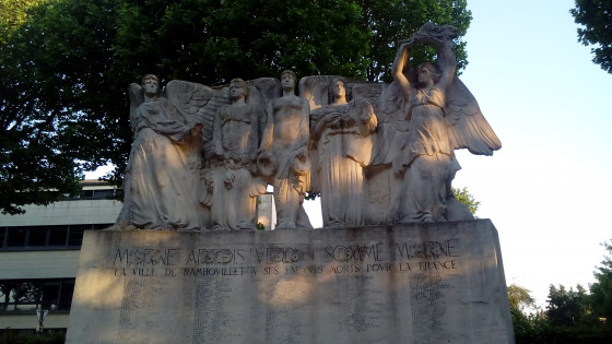 Monument aux morts