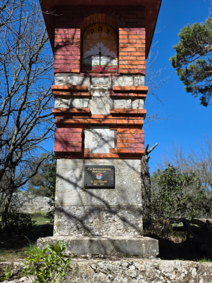 Monument des excursionnistes Marseillais