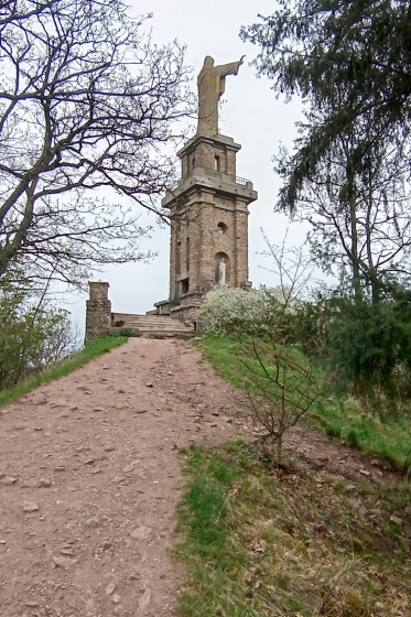 Monument du Galtz ou Christ Protecteur