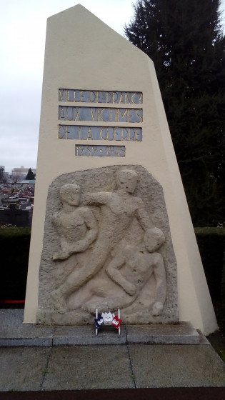 Monuments aux morts