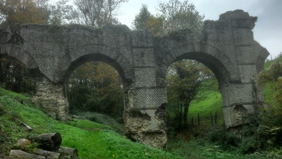 Morceau d\'aqueduc romain