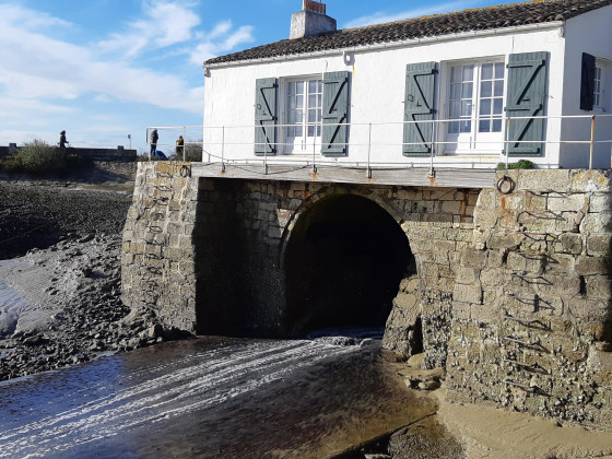 Moulin &agrave; mar&eacute;es