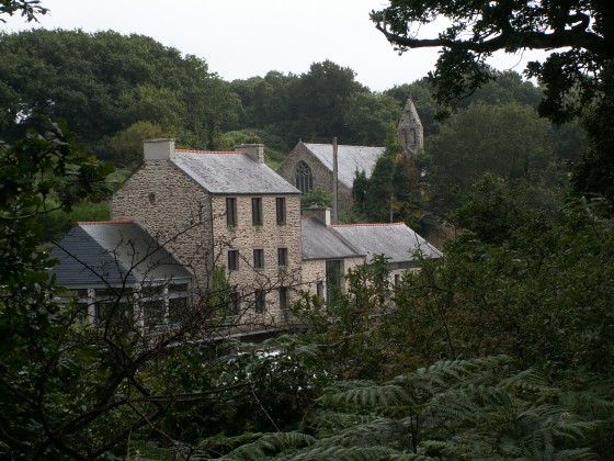 Moulin de Kerl&eacute;o et Chapelle Notre-Dame-du-Val