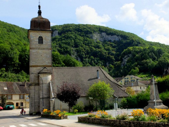 Nans-sous-Sainte-Anne : Église Saint-Urbain
