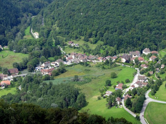 Nans-sous-Sainte-Anne : Le Belvédère du Vieux Château