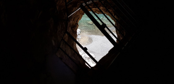 Ouverture dans le Tunnel du Baou