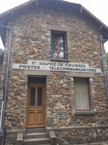 P et T