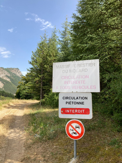 Panneau Interdisant l'accès