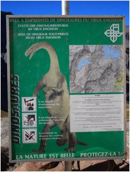 Panneau au site des Dinosaures