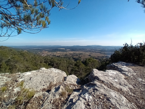 Panorama de la table rocheuse.