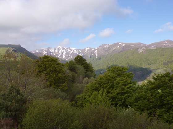 Panorama de la Vallée de Chaudefour avec vu sur les crêtes.
