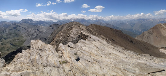 panorama depuis le pic campbieil