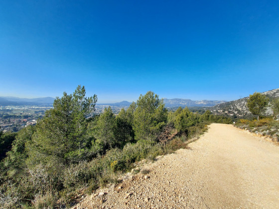 Panorama sur Gémenos, Aubagne et le Garlaban