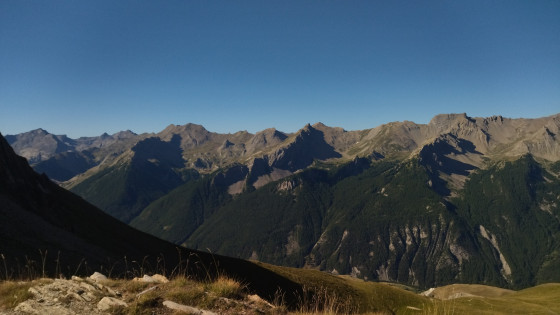 Panorama sur l\'Ubaye partie sud avec la Cime de la Bonette