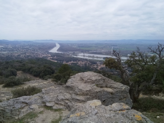 panorama sur la vall&eacute;e du Rh&ocirc;ne