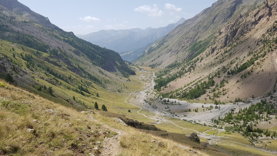 Panorama sur le fond du vallon de Chambran