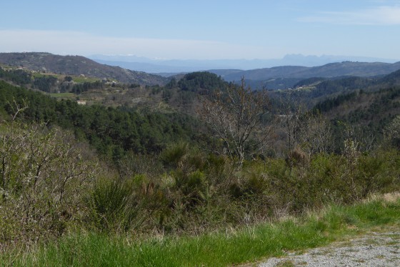 Panoramas sur les Monts d\'Ardèche à l\'avant-plan, Les Trois Becs et le Glandasse.