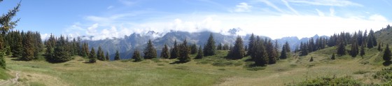 panoramique sur massif belledonne