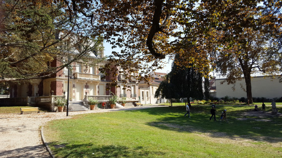Parc des anciennes mairies à Nanterre
