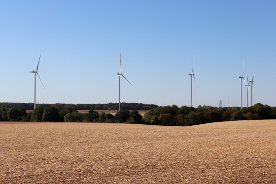 Parc éolien à Vouillon