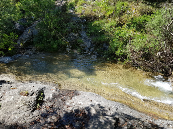 Passage du gué après la pluie