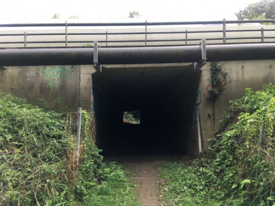 Passage sous l\'autoroute