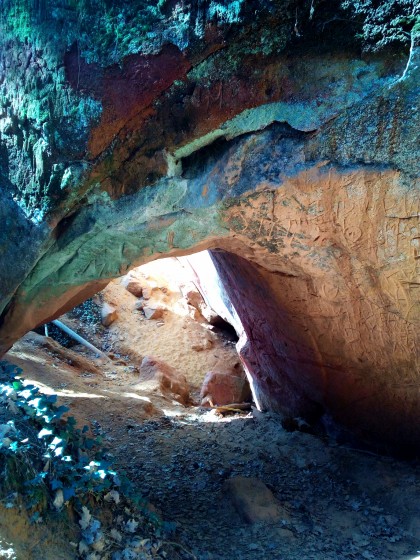 Passage vers une cavité