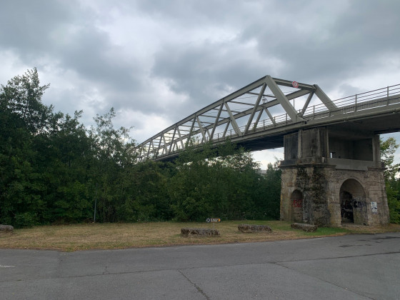 Passerelle de Jaux