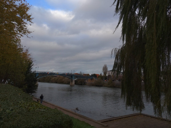 Passerelle pi&eacute;tonne de Bry-sur-Marne