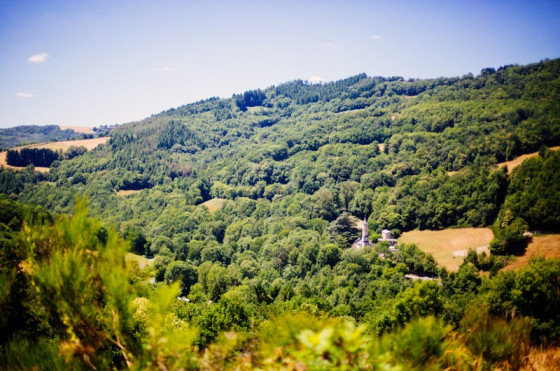 Paysage et vue sur le hameau de Ganoubre