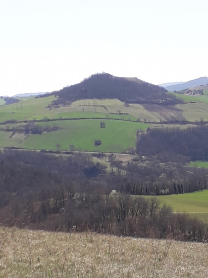 Paysage fa&ccedil;onn&eacute; par d'anciens volcans