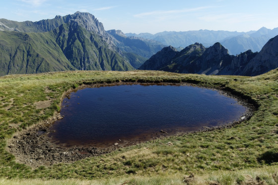 Petit lac sur la fronti&egrave;re