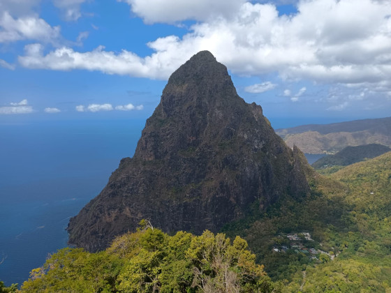 Petit  Piton