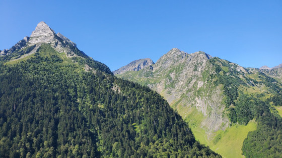 Pic de la Pique depuis le Plateau du Campsaure