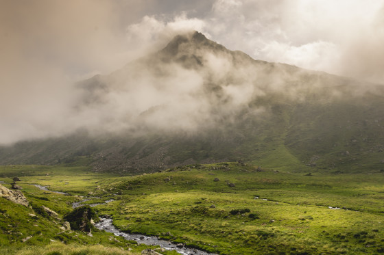 Pic de Pradel sous la brume