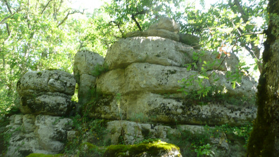 Pierres empil&eacute;es