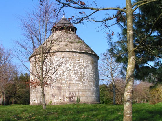 Pigeonnier de Lestr&eacute;meur