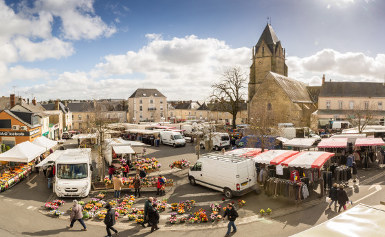 Place de Connerr&eacute;