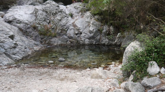 Point d\'eau à proximité de l\'abri d\'Antia