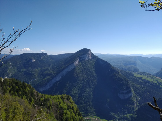Point de vue sur la crête de Chalimont et Valchevrière