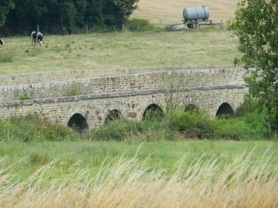Pont à sept arches