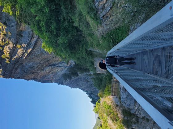 Pont ajouré sur un joli ravin
