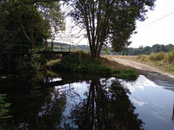 Pont enjambant l'Iton