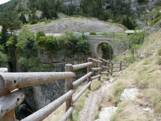 Pont franchissant la Sauloise à son confluent avec le Rif