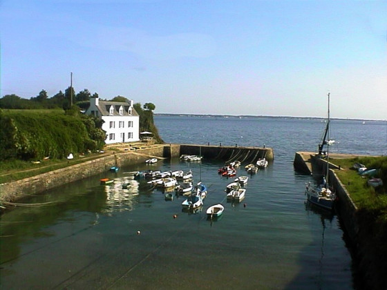 Port Lay