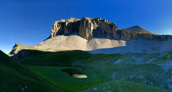 Premiers reflets du soleil sur le Lac du Lauzon