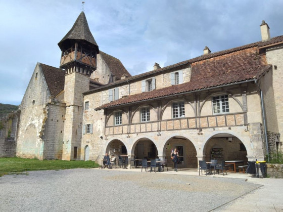 Prieur&eacute; et g&icirc;te communal