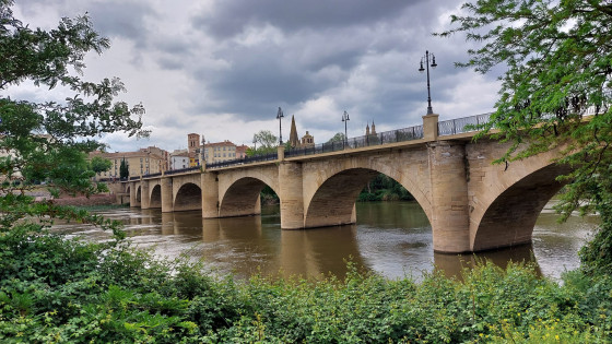 Puente de Piedra