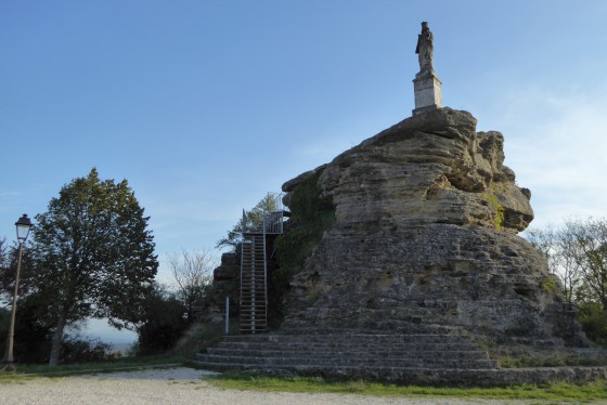 Réauville - statue de la Vierge à l'enfant